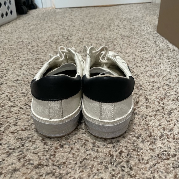Dolce Vita Tennis Shoe - Picture 2 of 3